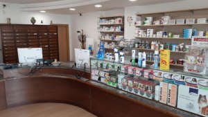 Bancone interno - Farmacia Veterinaria Catania Rao